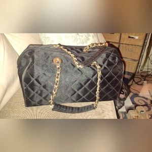 Quilted Black Jeanne Lottie JUMBO bag
